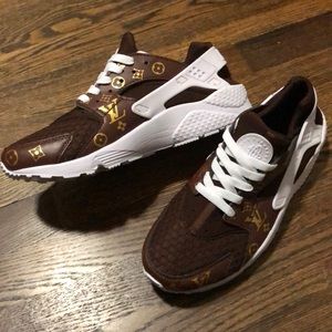 Nike Air Huarache x Louis Vuitton CUSTOM